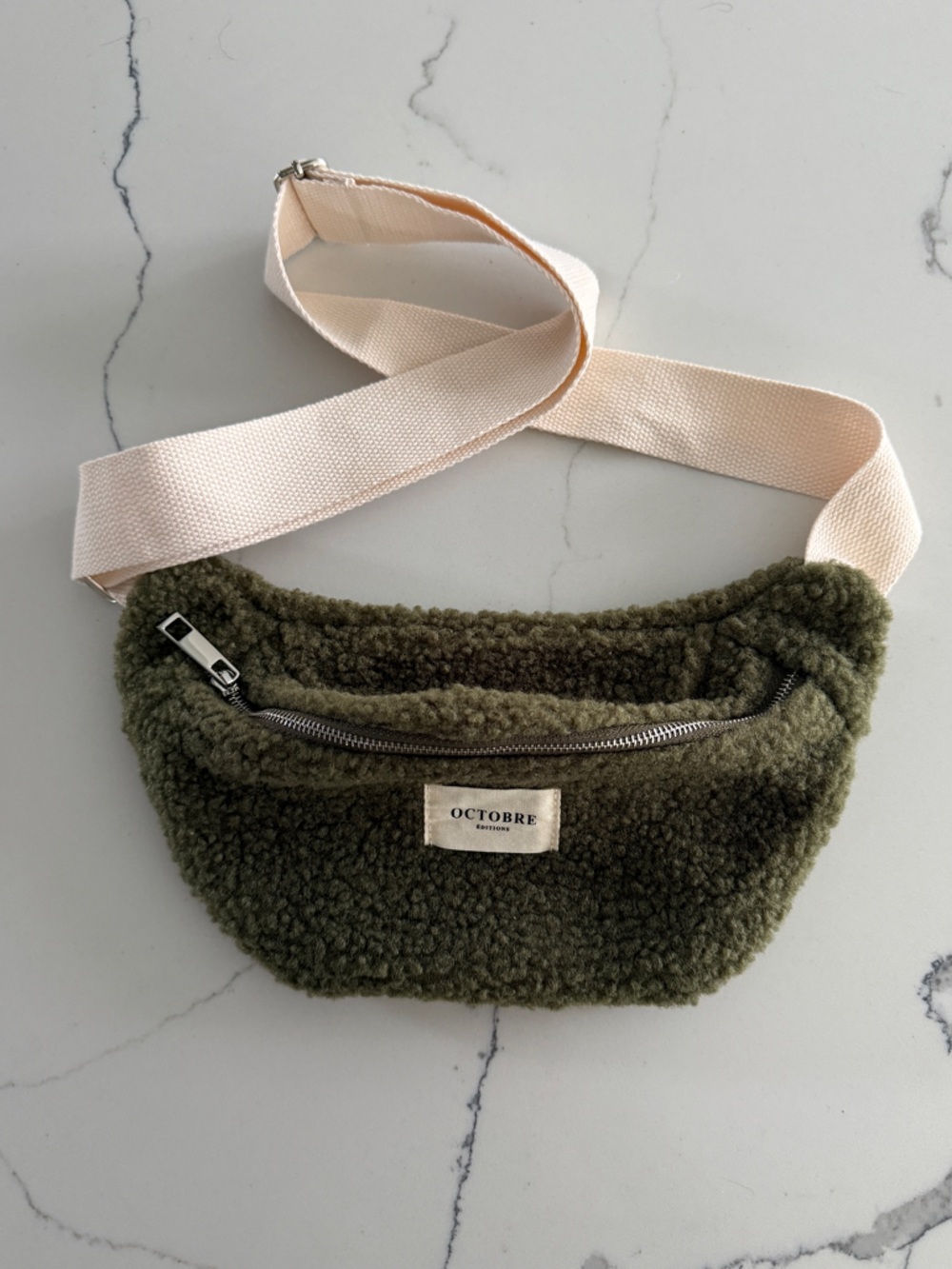 Sezane Octobre Éditions Olive Sherpa Waist Bag with Cream Strap NWOT